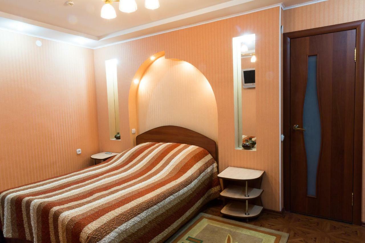 Ustʼ-Kamenogorsk Tourist Hotel מראה חיצוני תמונה
