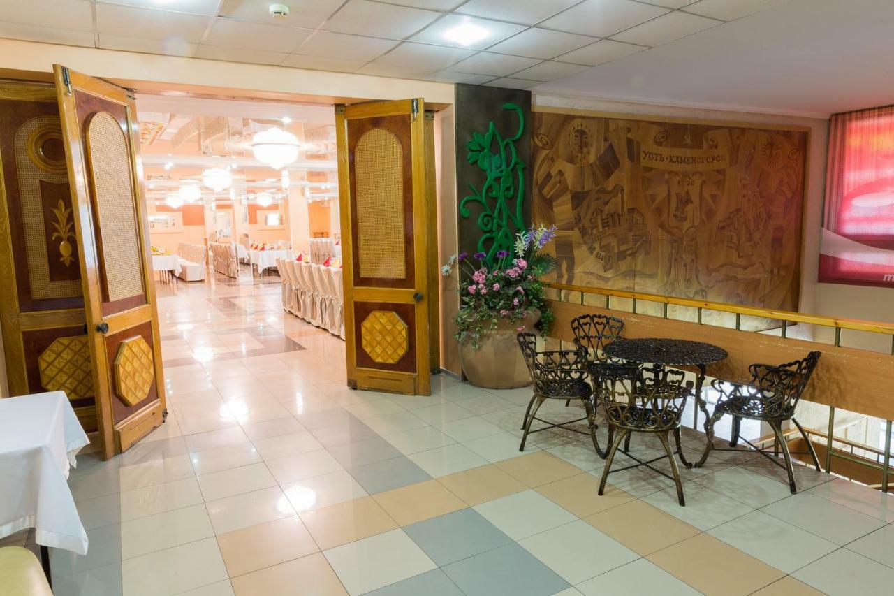 Ustʼ-Kamenogorsk Tourist Hotel מראה חיצוני תמונה