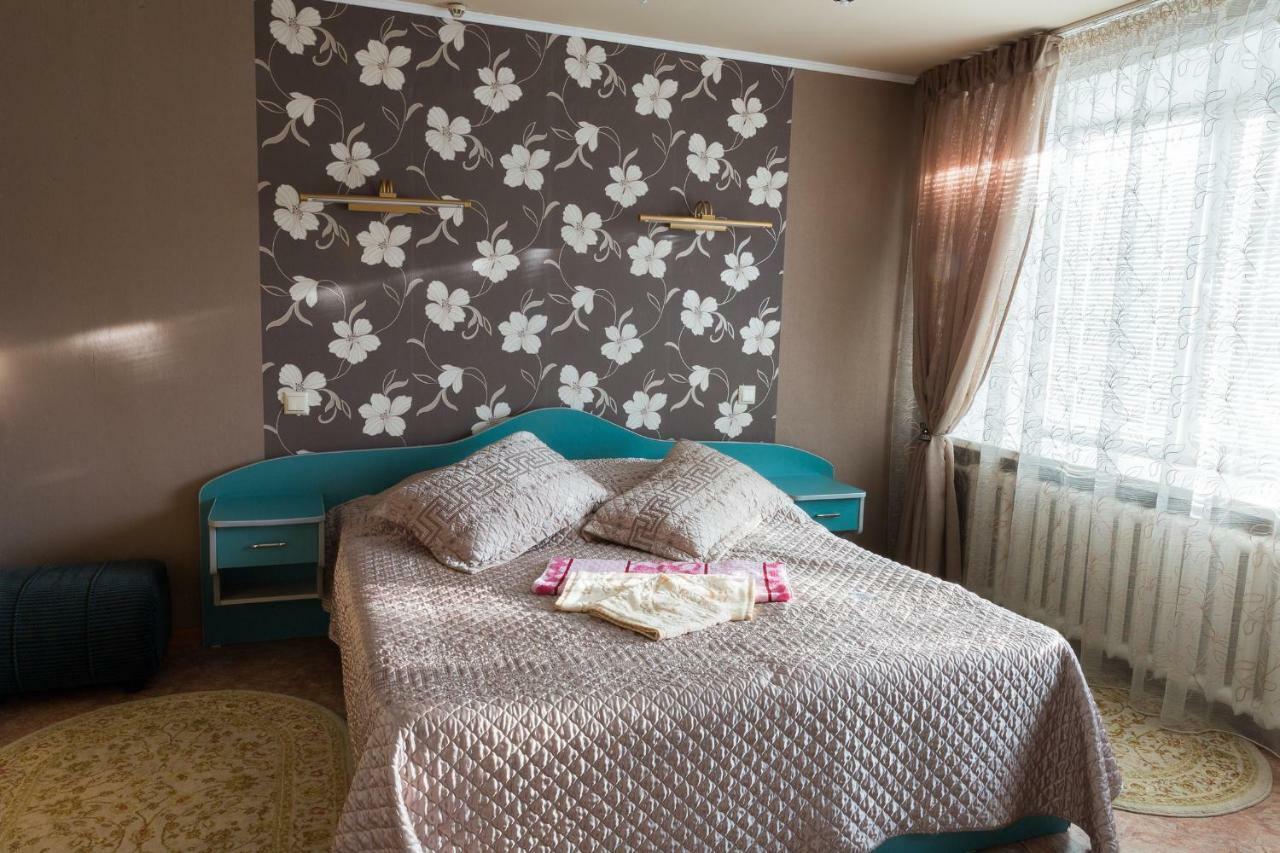 Ustʼ-Kamenogorsk Tourist Hotel מראה חיצוני תמונה