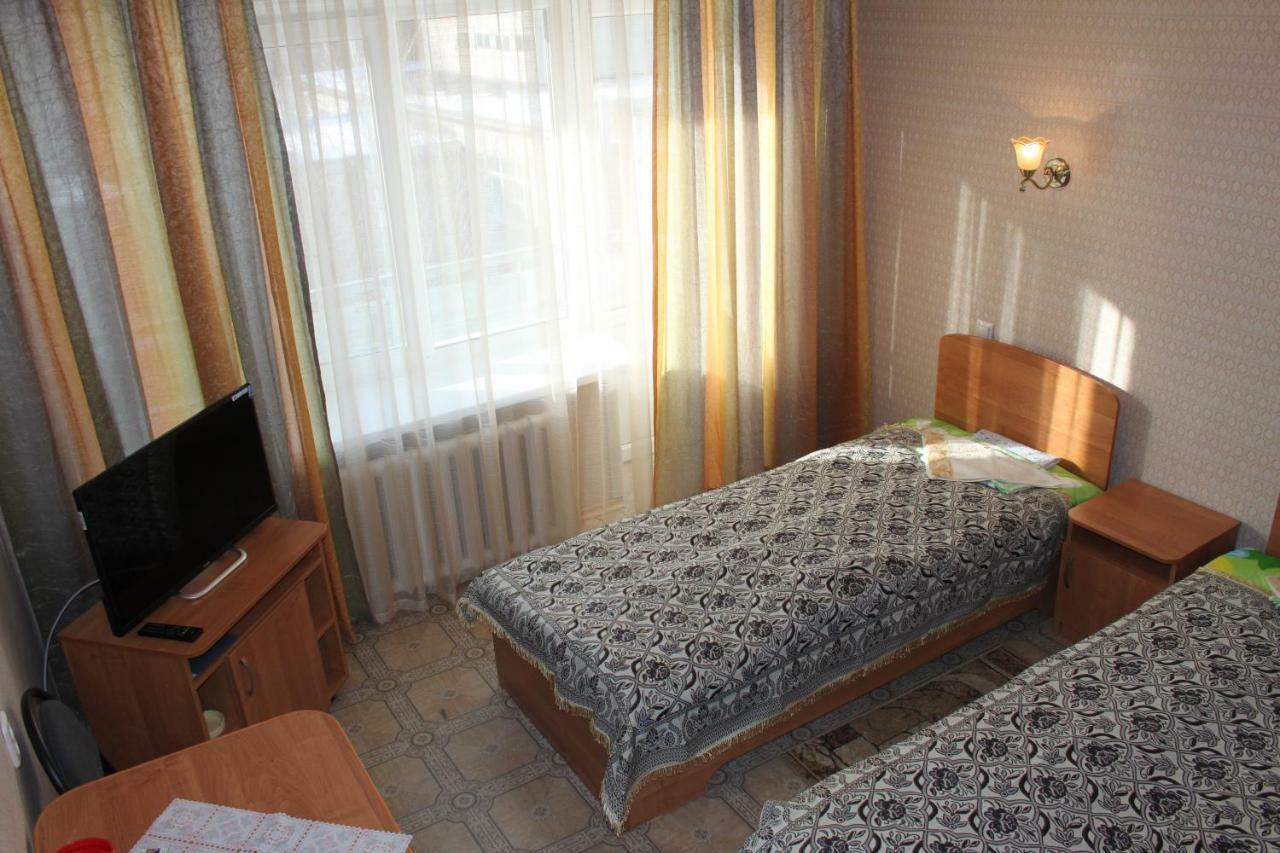 Ustʼ-Kamenogorsk Tourist Hotel מראה חיצוני תמונה