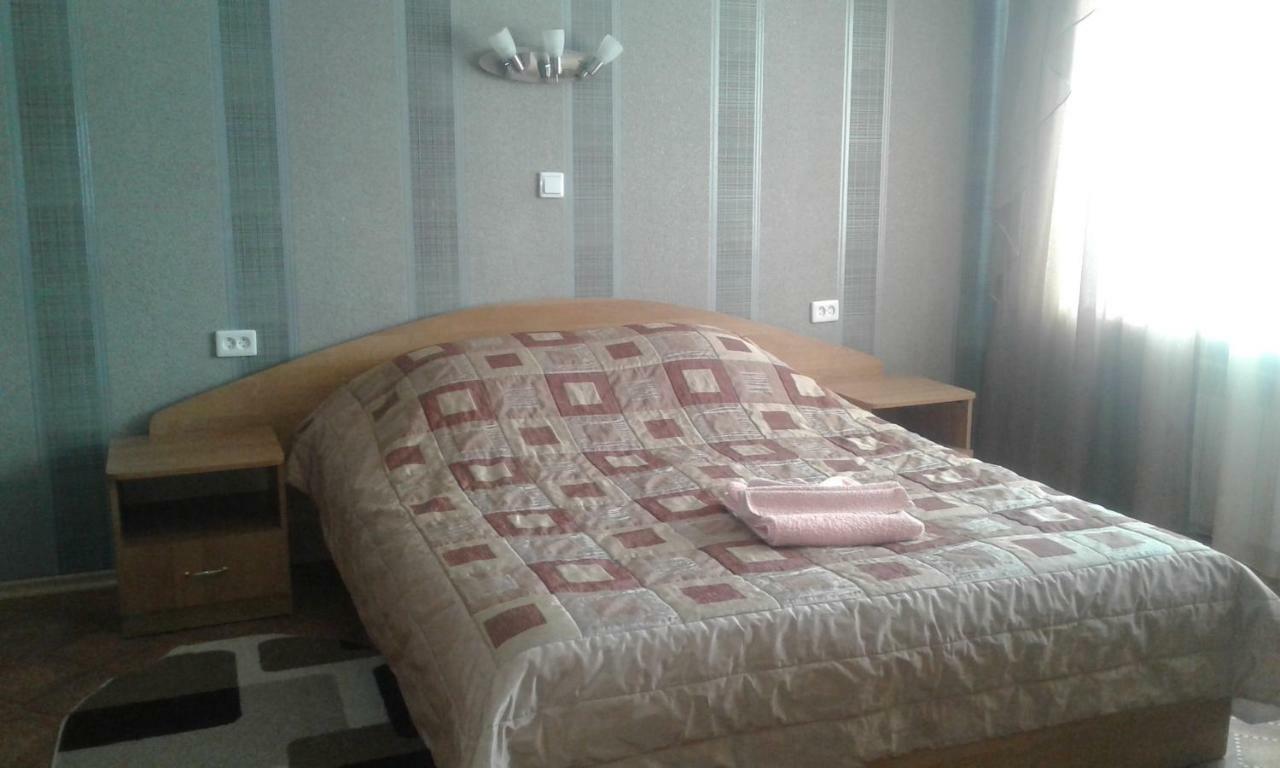 Ustʼ-Kamenogorsk Tourist Hotel חדר תמונה